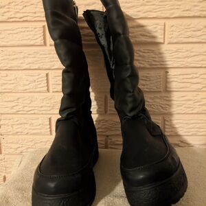 Adrienne Vittadini Black Boots 8.5